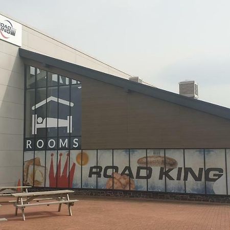 Roadking Truckstop Holyhead Buitenkant foto